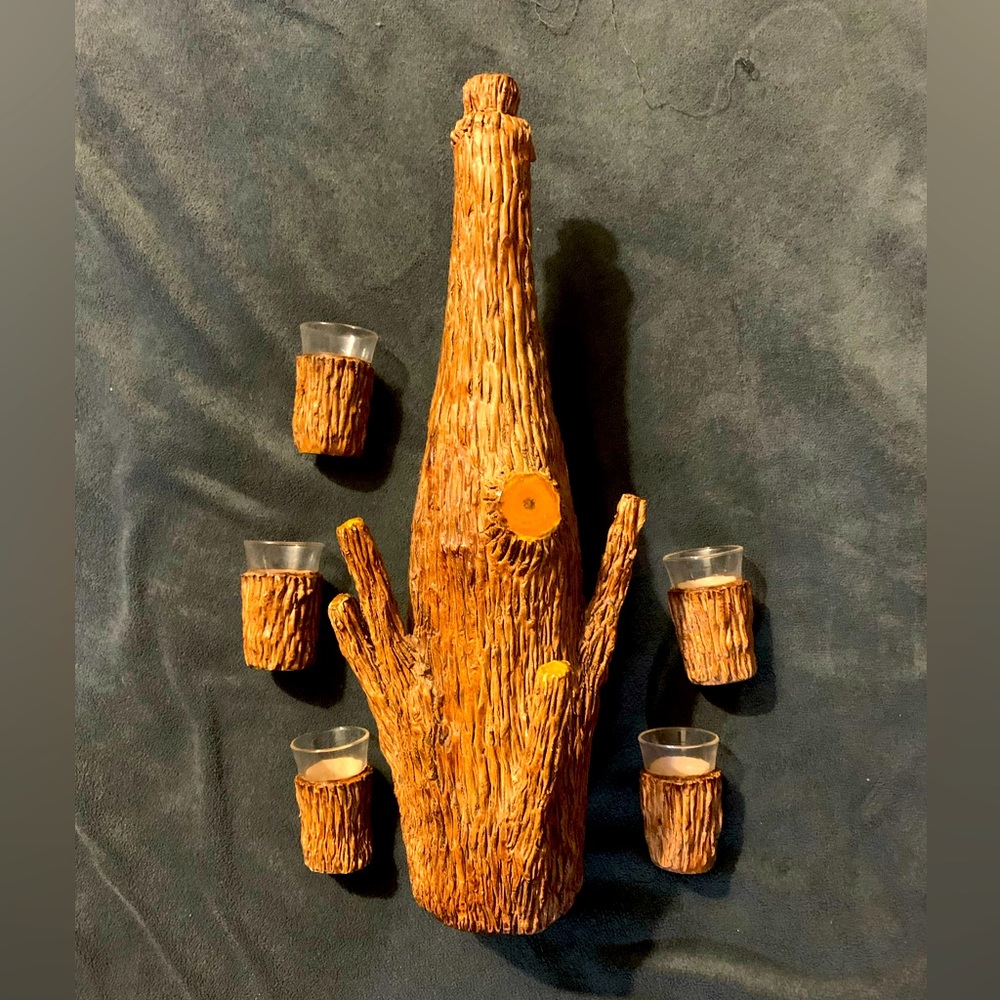 Log Folk Art Drink Set